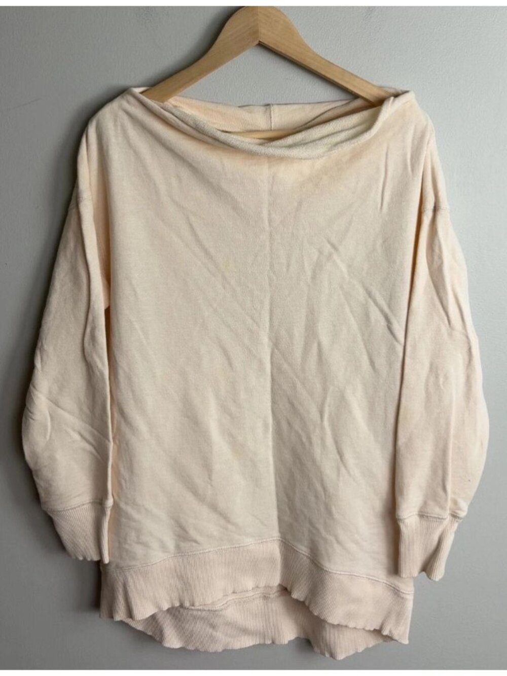 Pilcro by Anthropologie Off-The-Shoulder Sweatshirt Size Small Peach Cream Wm’s